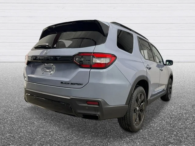 New 2026 Sonic Gray Pearl Honda Black Edition image 6