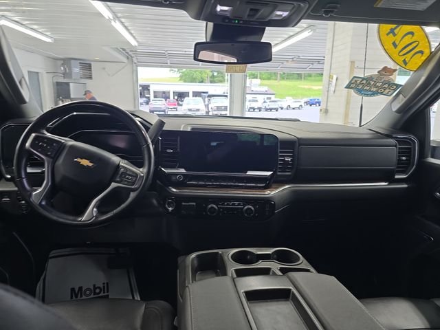 Used 2024 Gray Chevrolet LT image 11