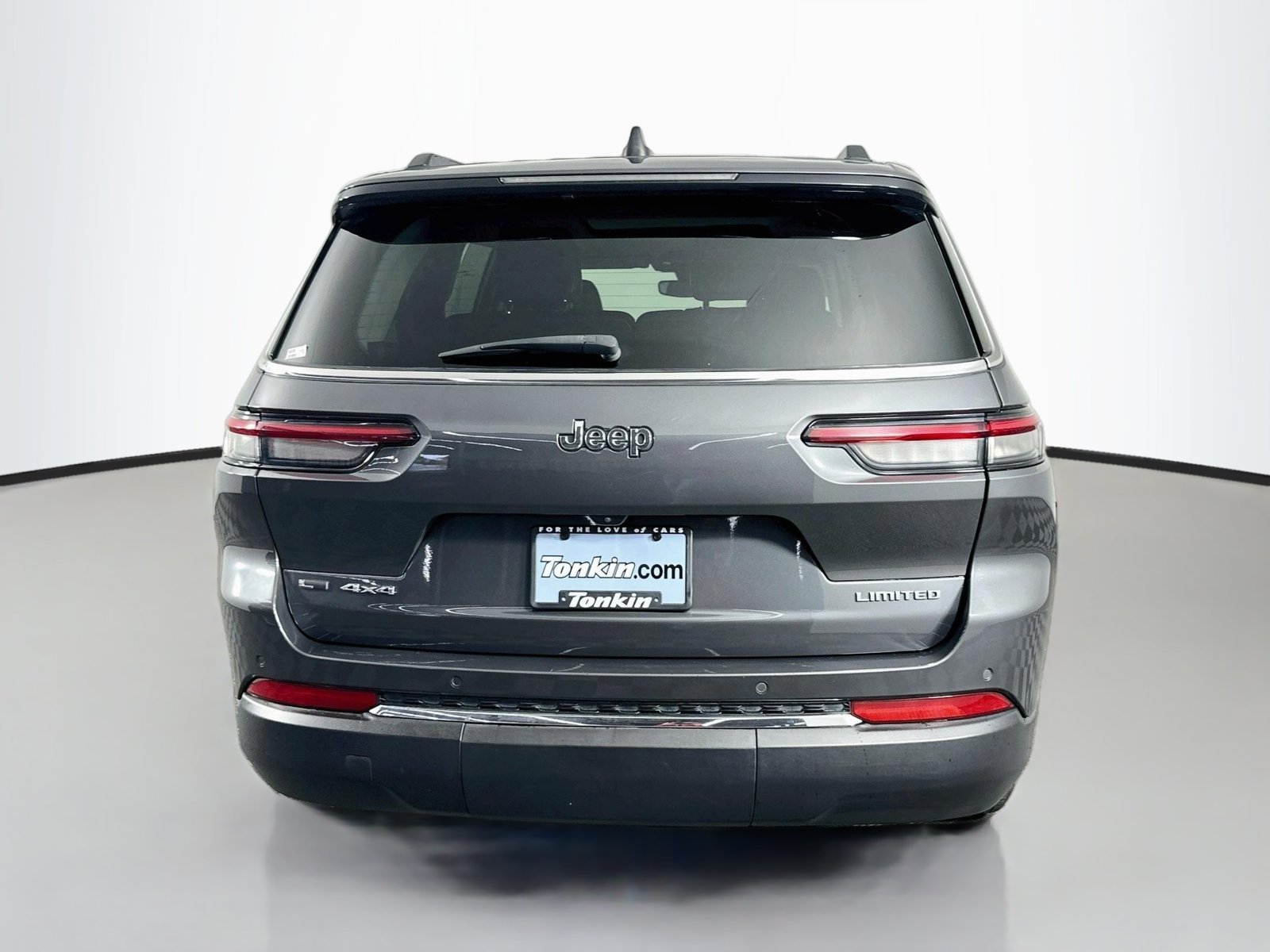 Used 2022 Baltic Gray Metallic Clearcoat Jeep Limited image 6