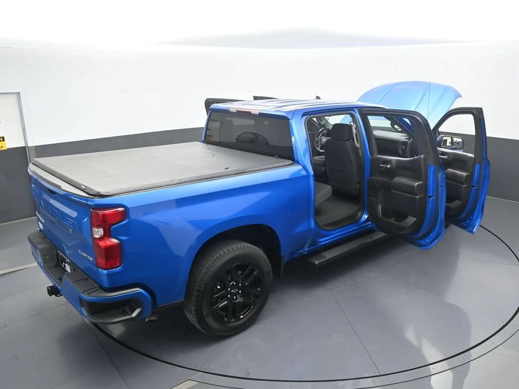 Used 2024 Glacier Blue Metallic Chevrolet Custom image 62
