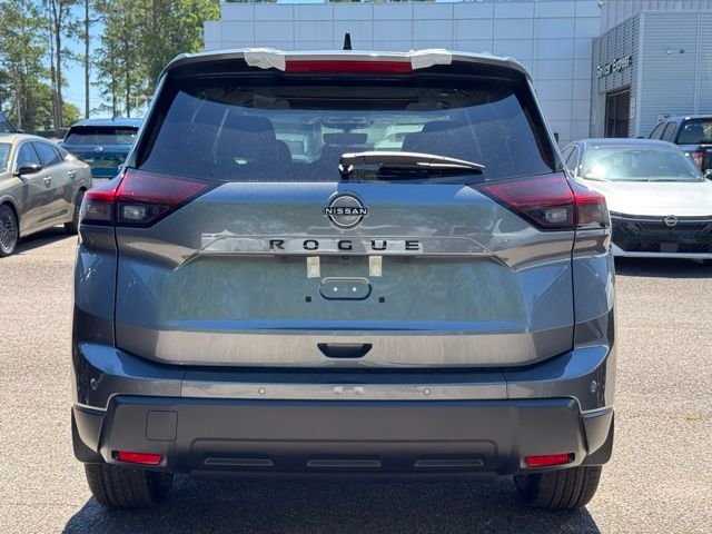New 2026 Gray Nissan Dark Armor image 5