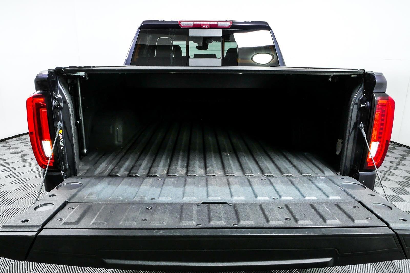 Used 2024 Titanium Rush Metallic GMC AT4X image 31