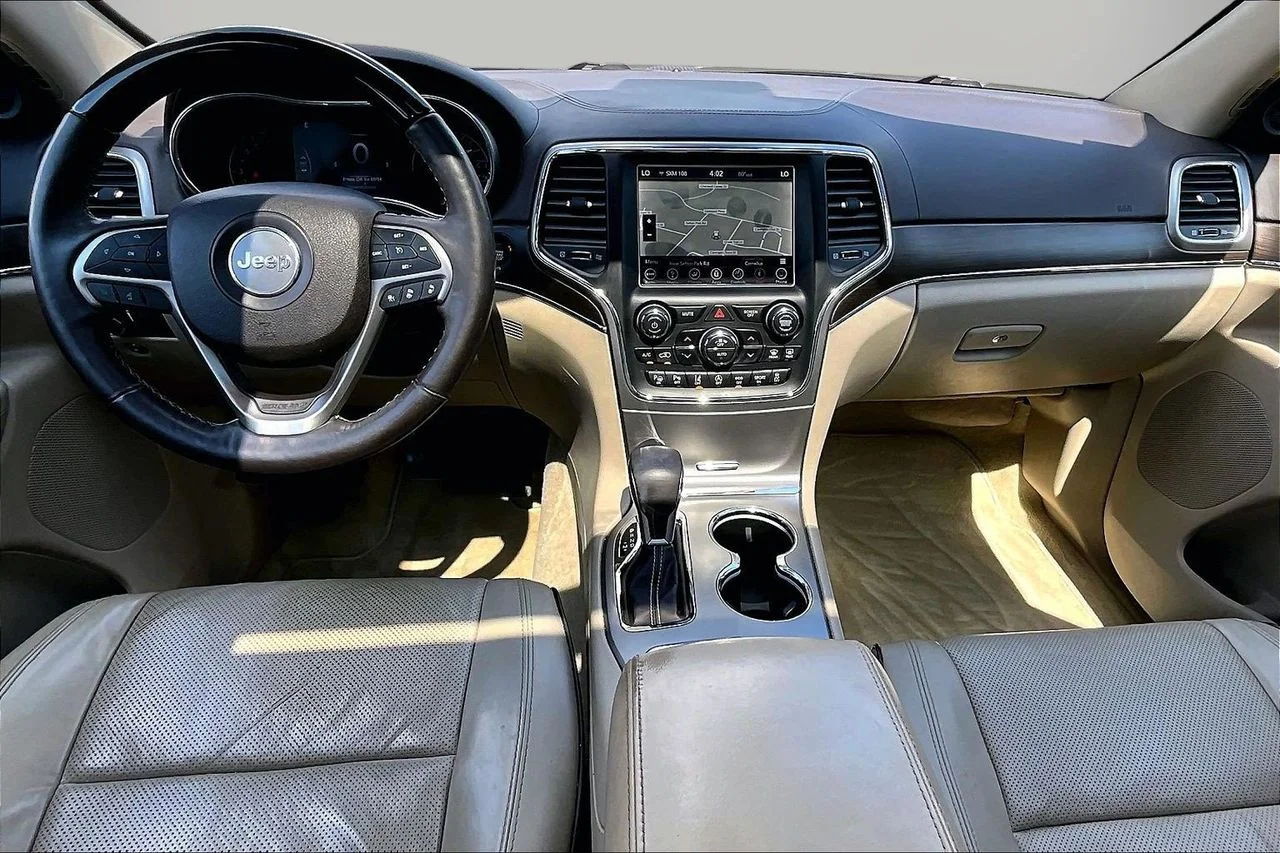 Used 2018 White Jeep Overland image 14