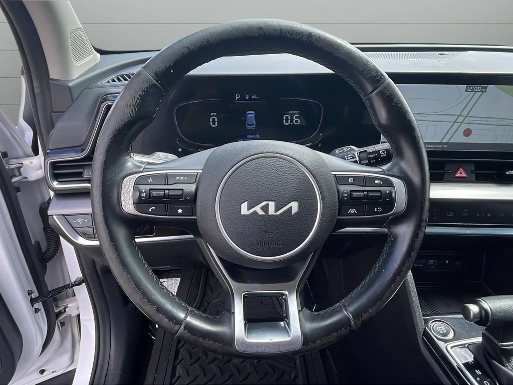 Used 2023 White Kia EX image 37