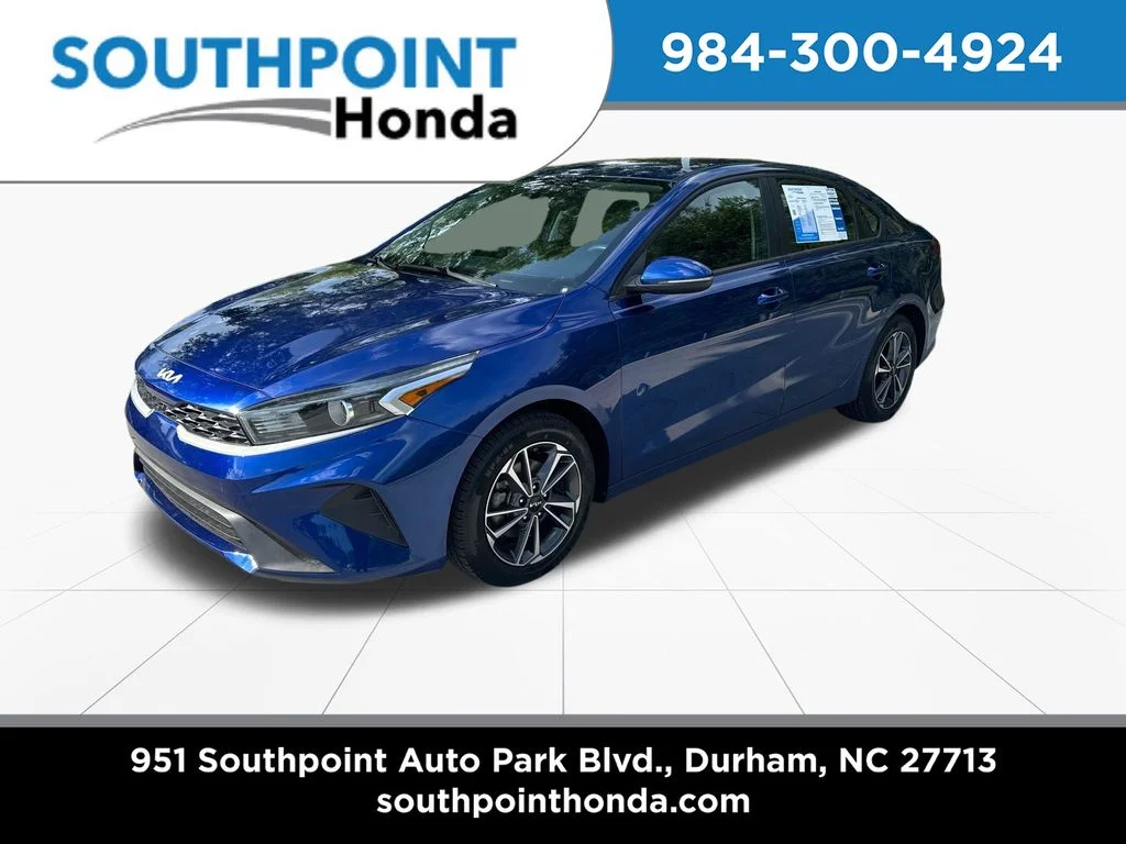 Used 2023 Deep Sea Blue Kia LXS image 3