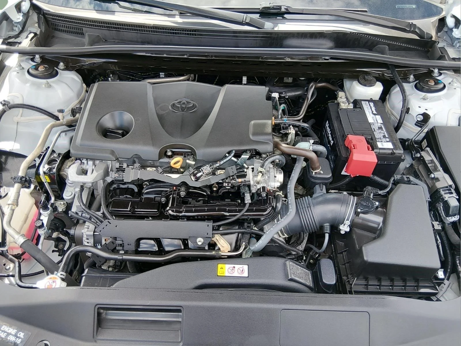 Used 2021 Wind Chill Pearl Toyota XSE image 14