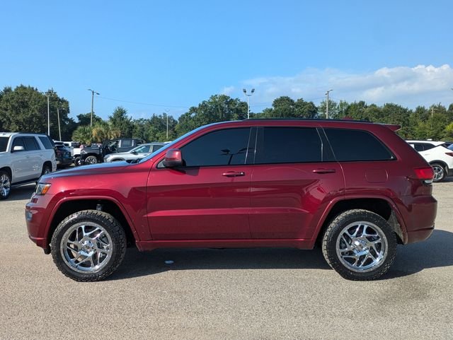 Used 2021 Red Jeep Laredo X image 2