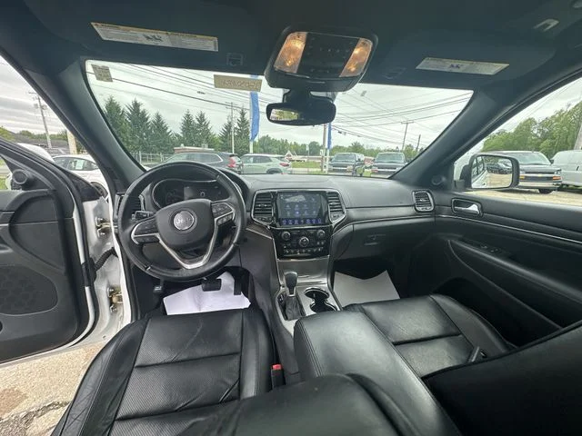 Used 2019 White Jeep Overland image 23