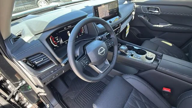 New 2026 Super Black Nissan Platinum image 10