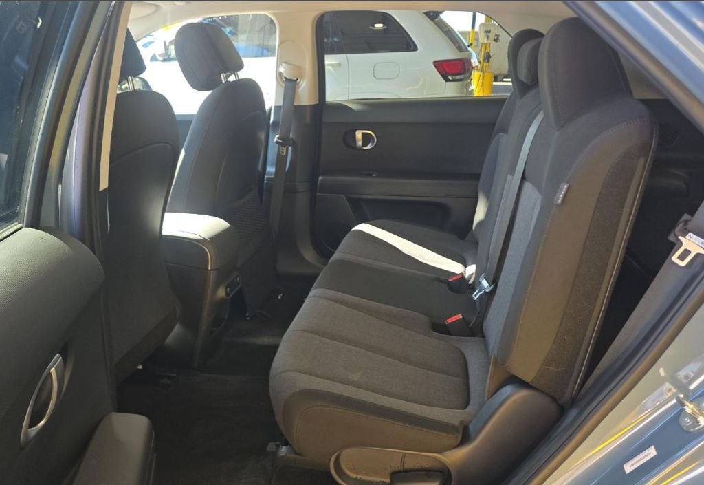 Used 2024 Blue Hyundai SE image 7