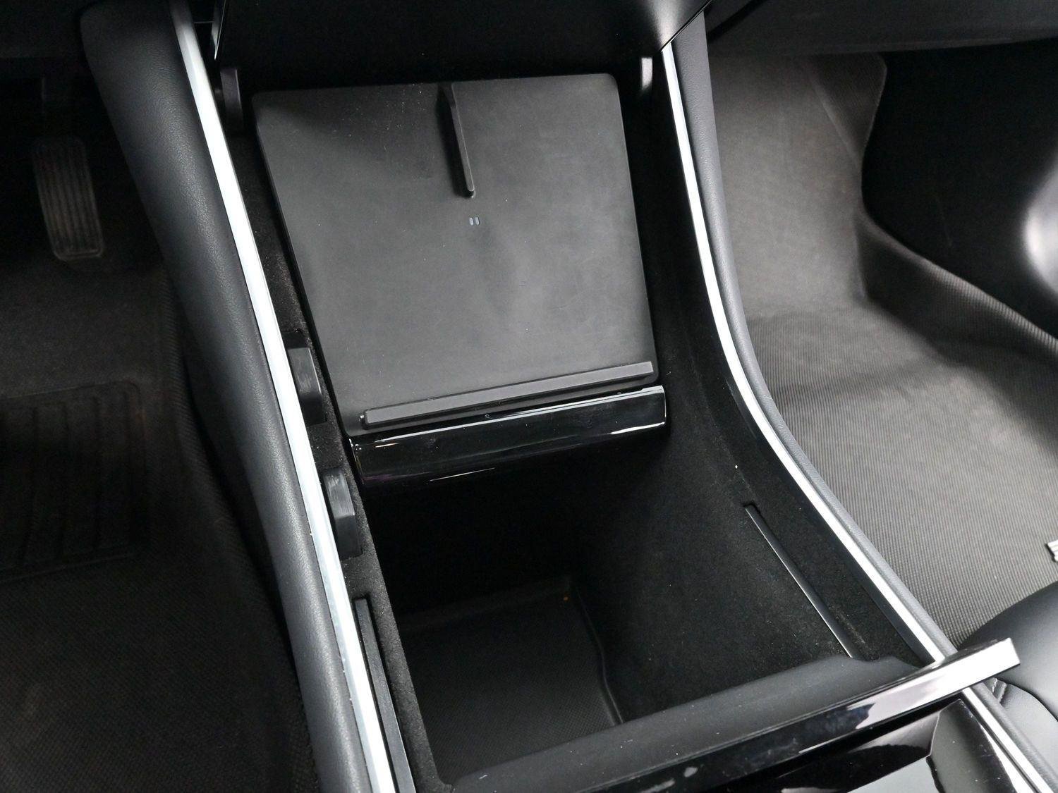 Used 2018 Red Multi-Coat Tesla Long Range Battery image 23