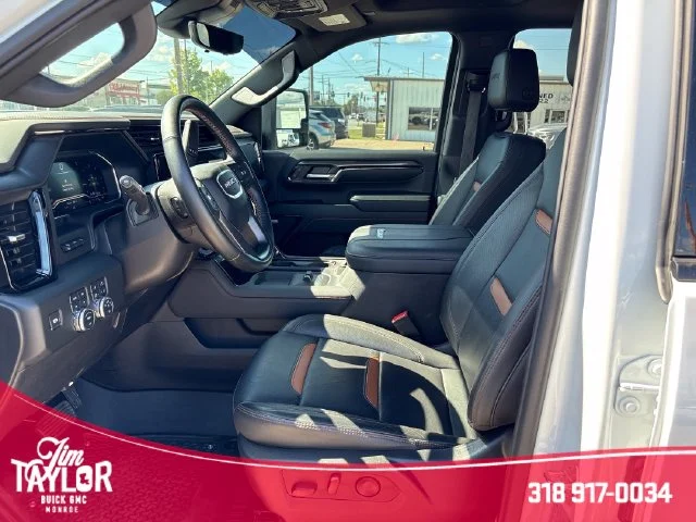 Used 2024 White GMC AT4 image 10