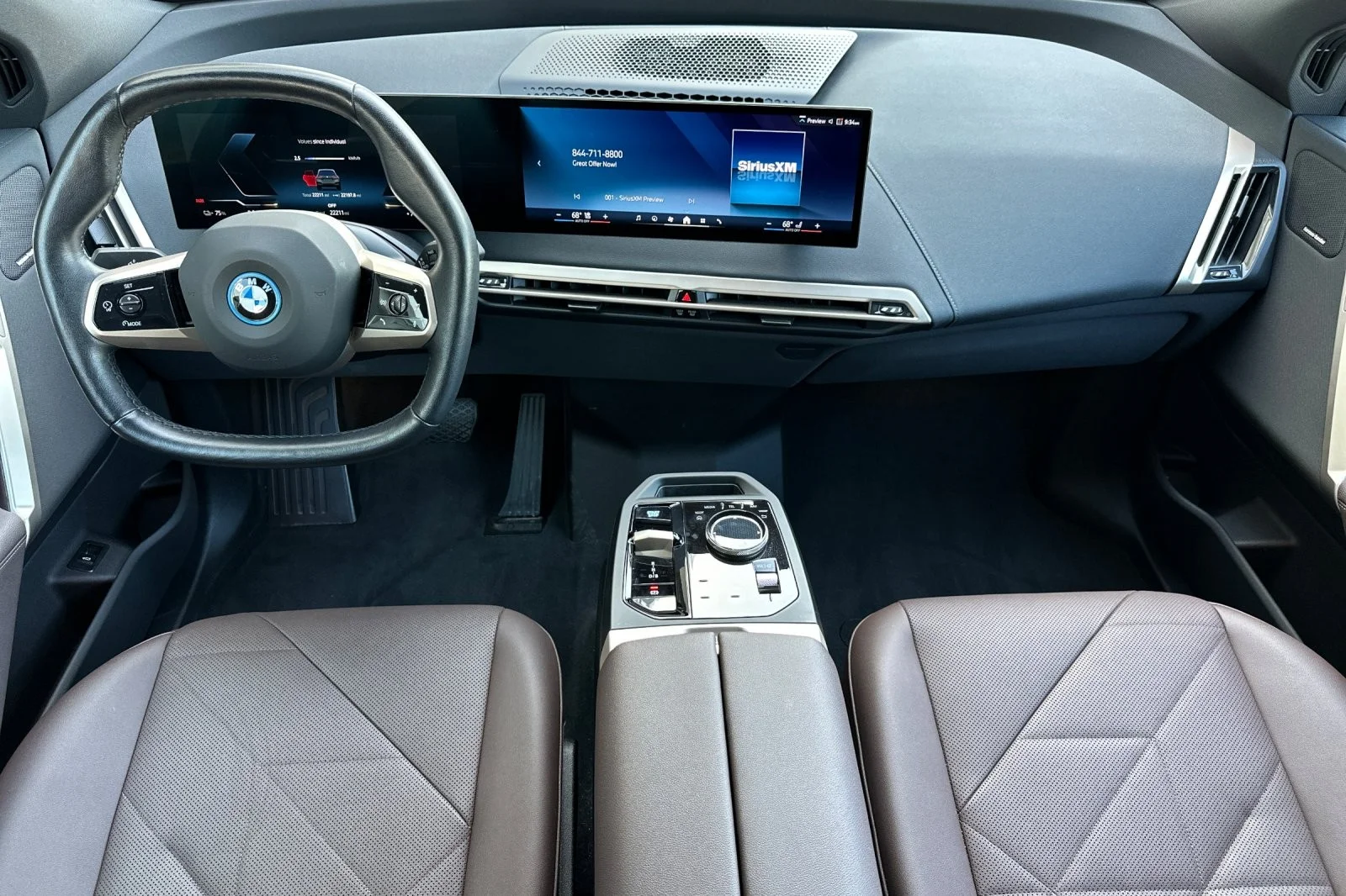Used 2024 Blue Ridge Mountain Metallic BMW xDrive50 image 12