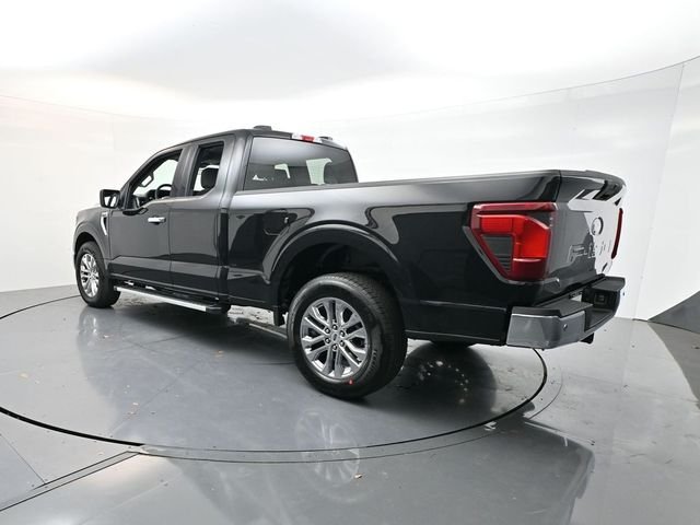 New 2026 Agate Black Metallic Ford XLT image 46