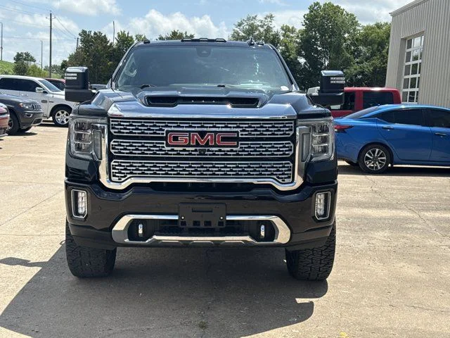 Used 2020 Black GMC Denali image 11