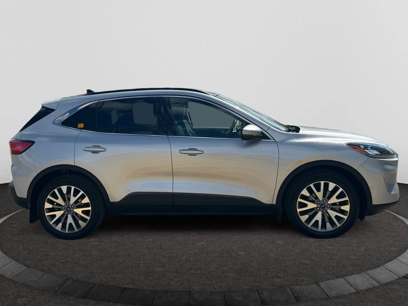 Used 2020 SILVER Ford TITANIUM HYBRID AWD image 6
