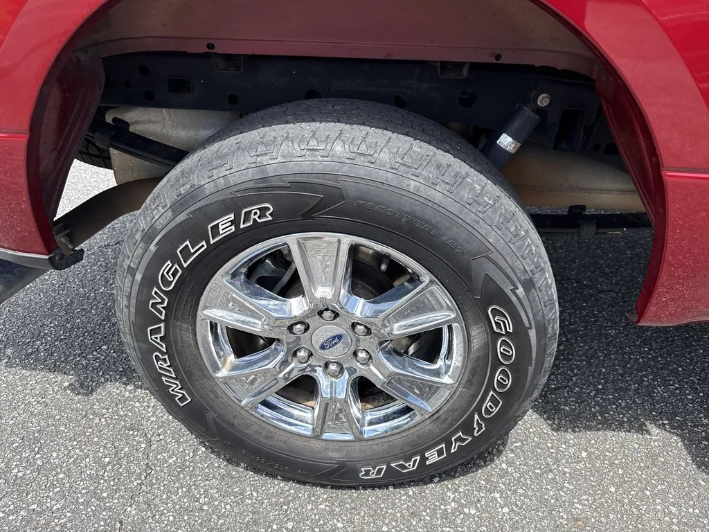 Used 2017 Red Ford XLT image 17