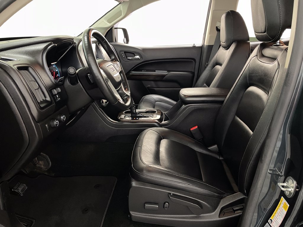 Used 2017 DARK SLATE METALLIC GMC 4WD SLT image 6