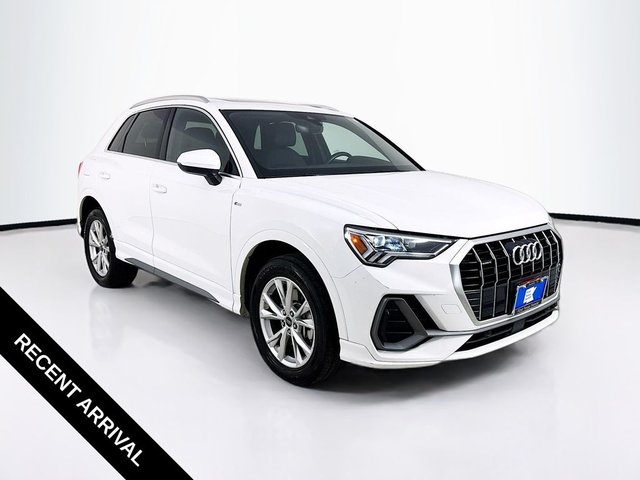 2023 Audi Q3 Premium