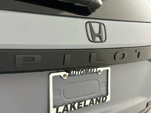 Certified Pre-Owned 2025 Honda Pilot TrailSport
