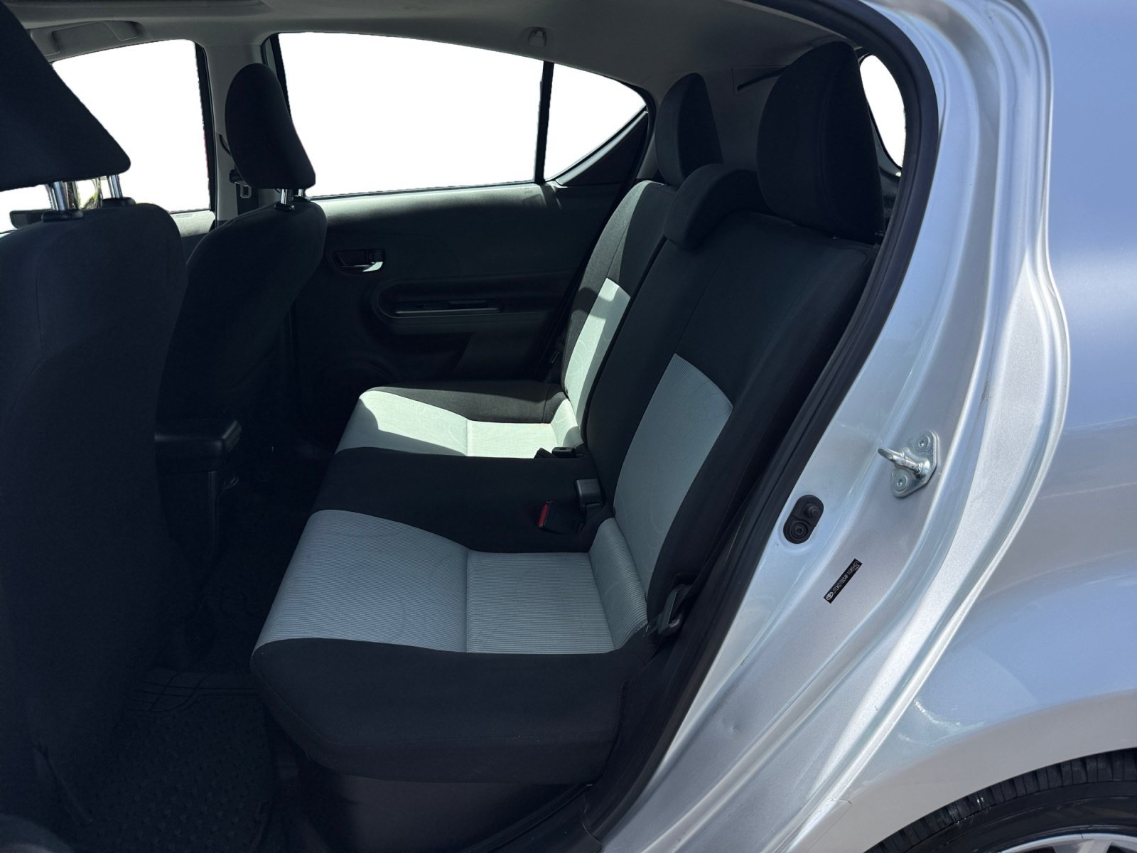 Used 2015 Classic Silver Metallic Toyota Three image 16