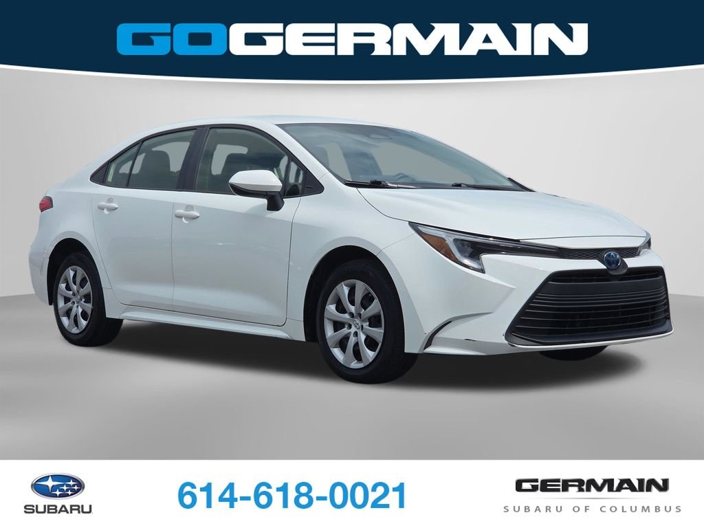 Used 2023 White Toyota LE image 4