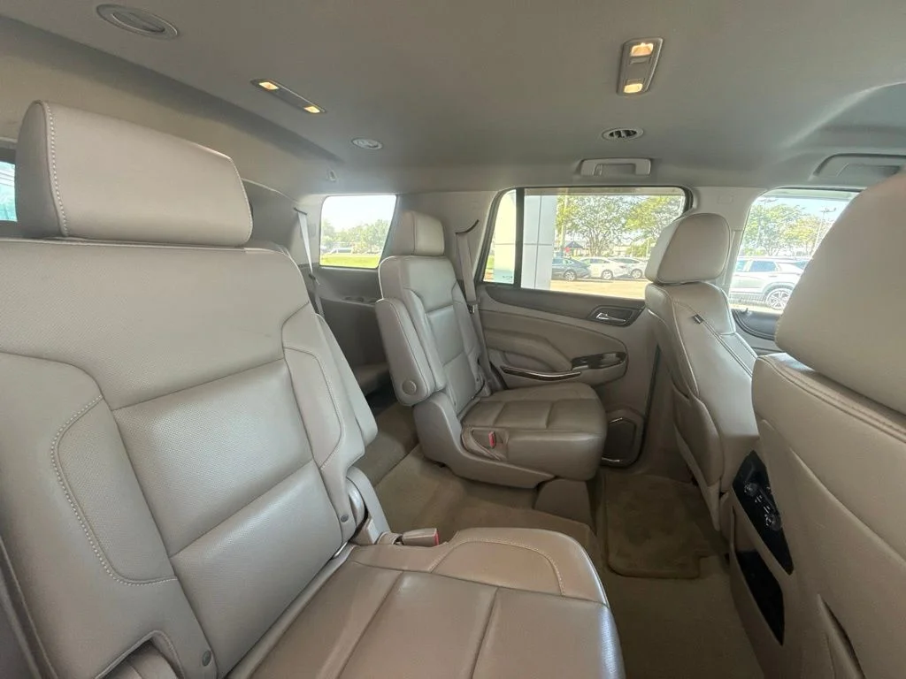 Used 2016 White GMC SLT image 40