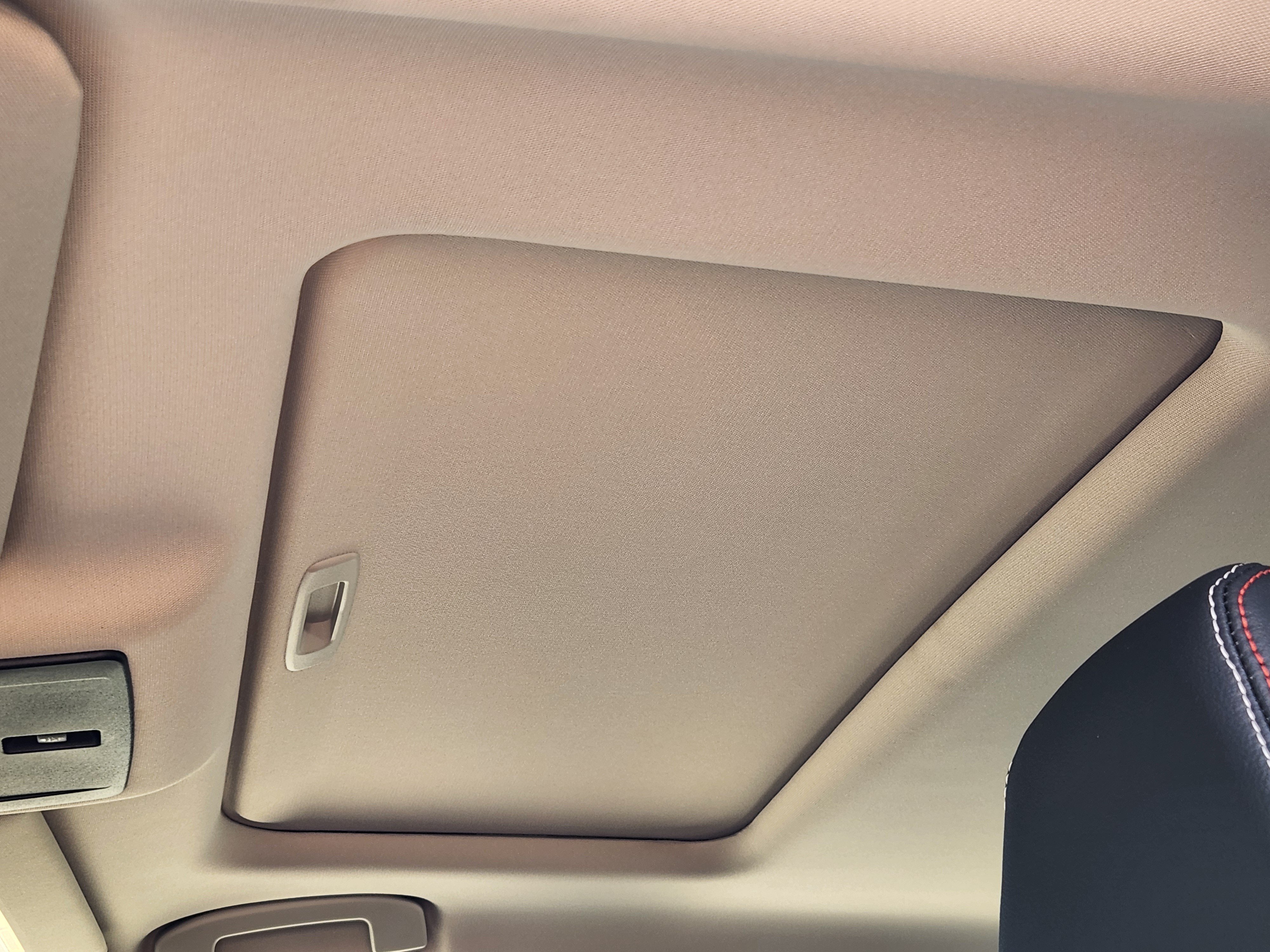 New 2026 Gray Sky Pearl / Super Black Two-tone Nissan SR image 25