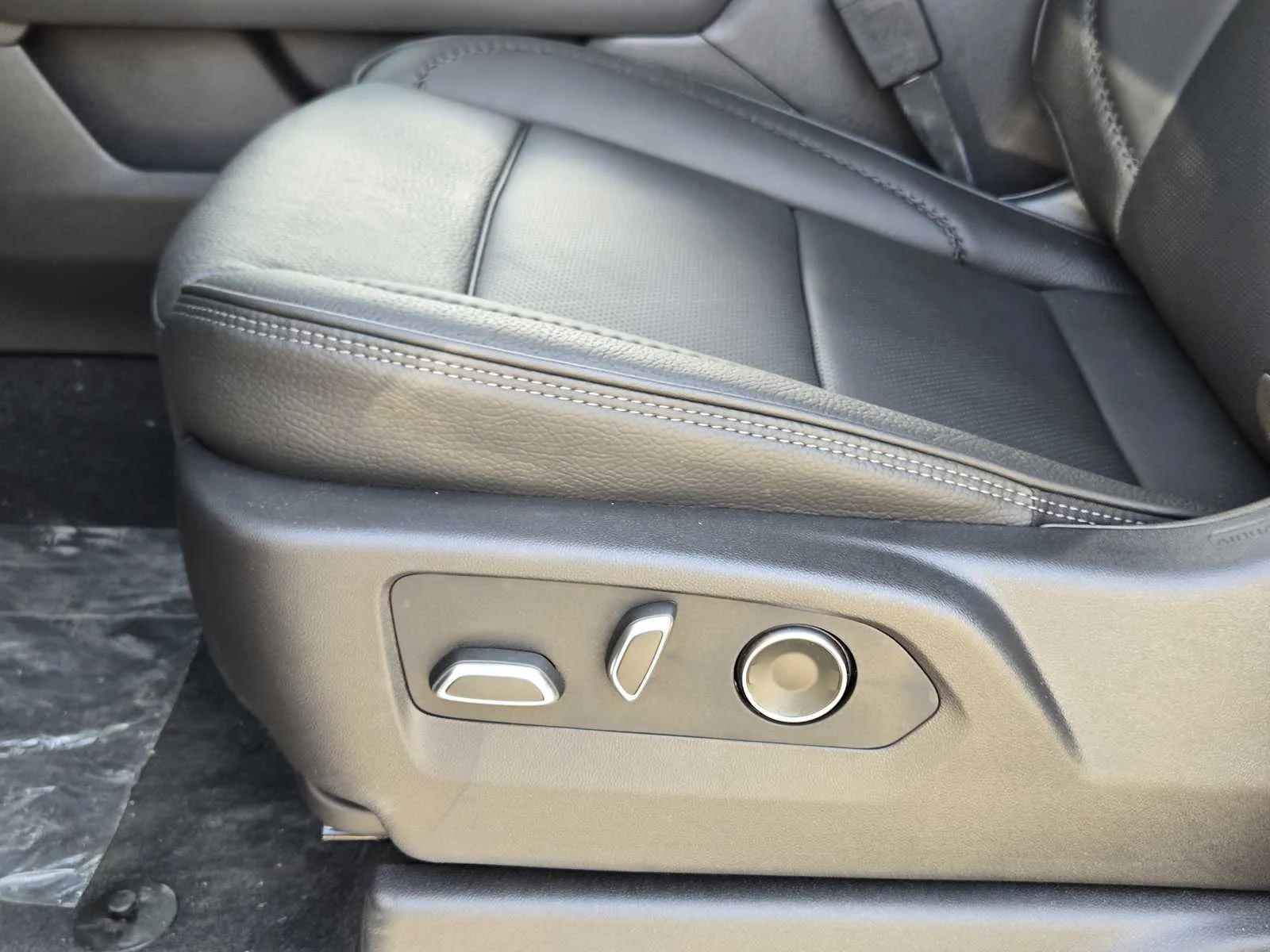 2026 GMC Sierra 1500 Denali - Photo 16