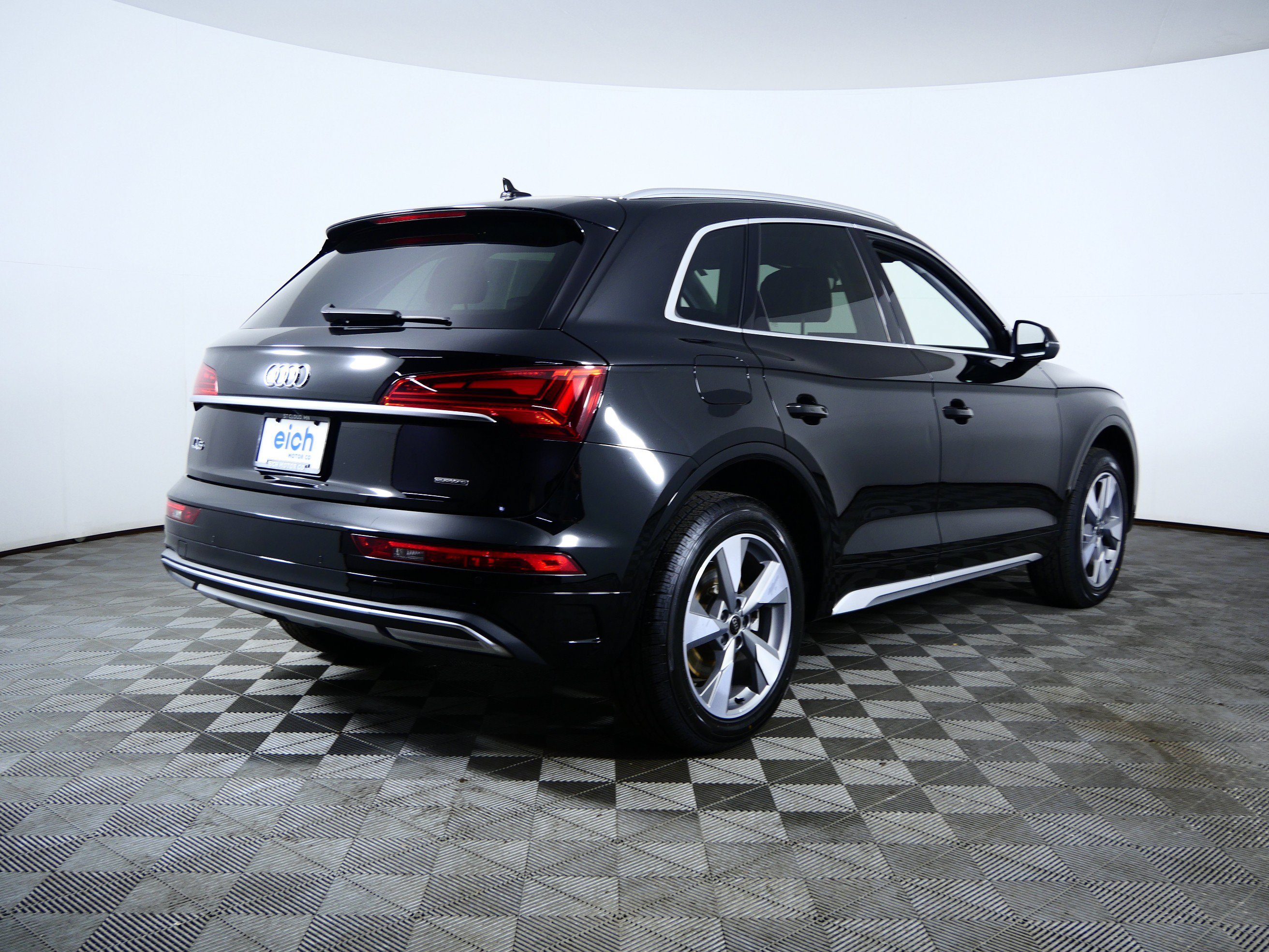 Used 2023 Brilliant Black Audi Premium Plus image 7