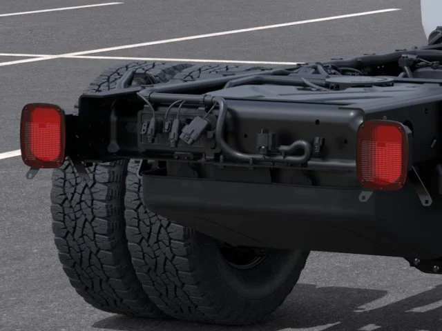 New 2026 Summit White GMC Pro image 11