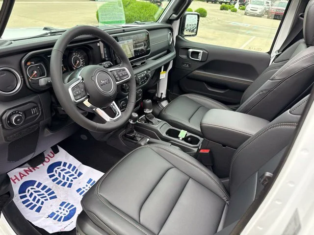 New 2027 White Jeep Sahara image 13