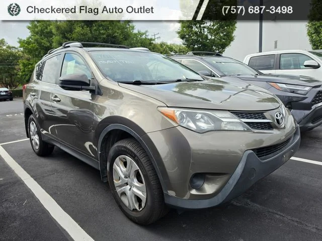 Used 2014 Pyrite Mica Toyota LE image 3
