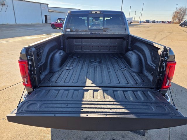 2026 RAM 2500 Laramie - Photo 9