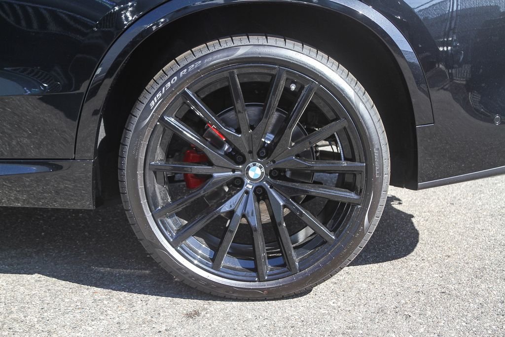 New 2026 Black Sapphire Metallic BMW sDrive40i image 8