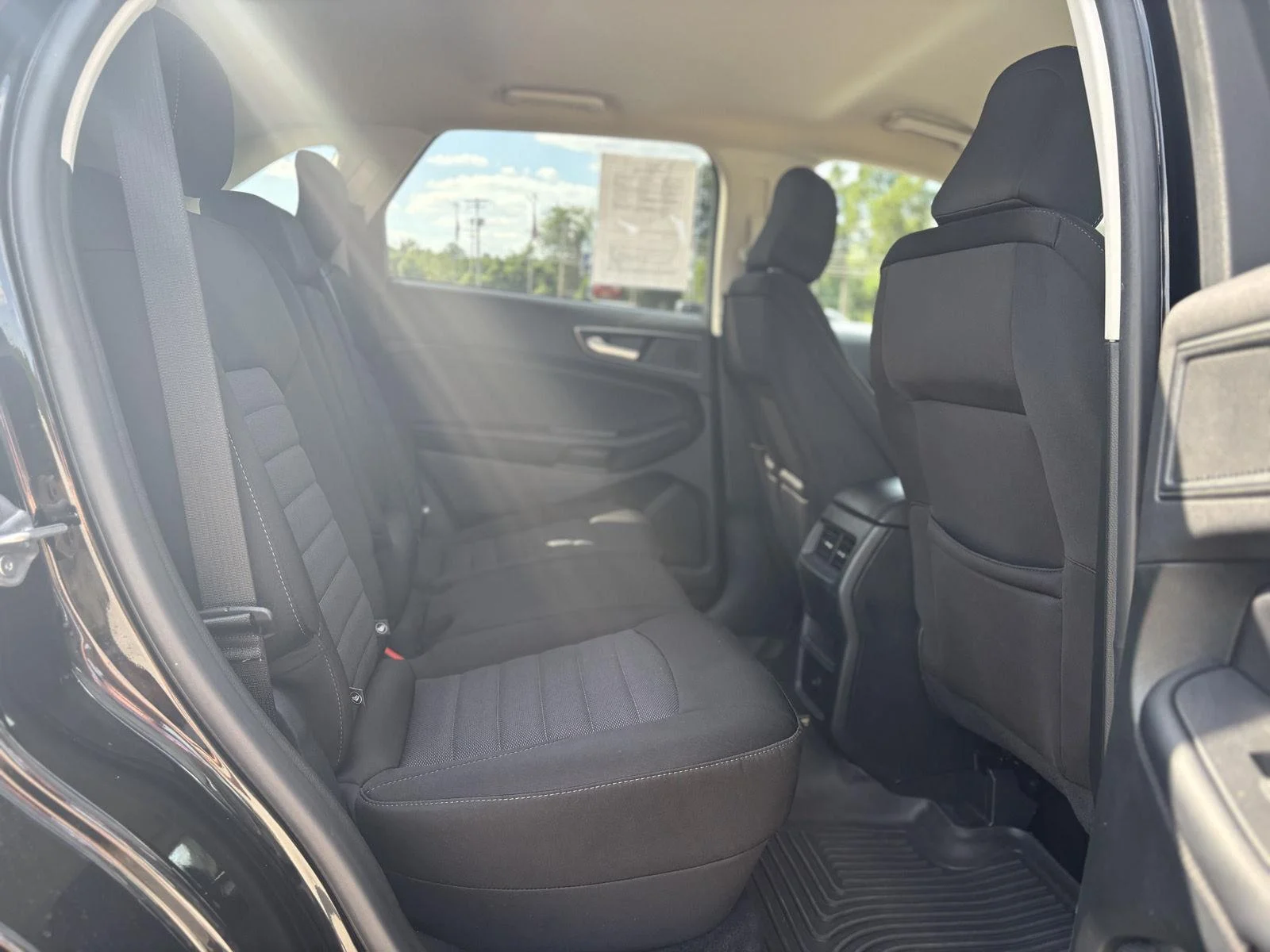 Used 2023 Agate Black Metallic Ford SE image 14