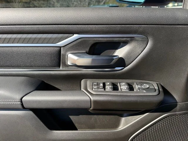 New 2026 Granite Crystal Metallic Clear-Coat Exterior Paint RAM Big Horn/Lone Star image 15