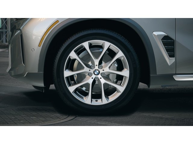 New 2026 Skyscraper Grey Metallic BMW  image 7