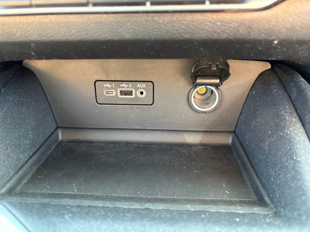 Used 2019 Blue Nissan 2.5 S image 26
