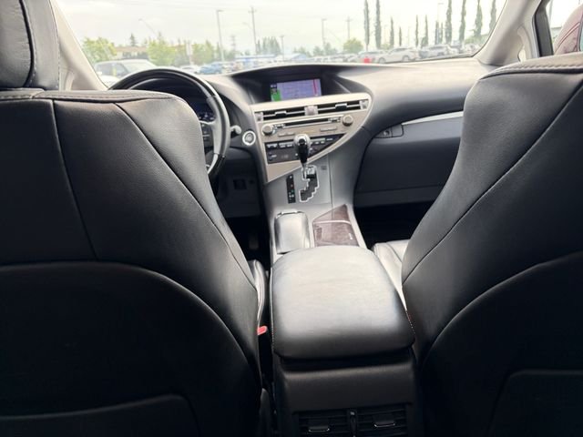 Used 2013  Lexus 350 image 16