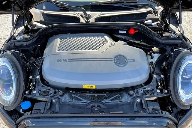 Used 2022 Black MINI  image 28
