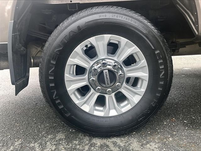 Used 2020 Gray Ford XLT image 9