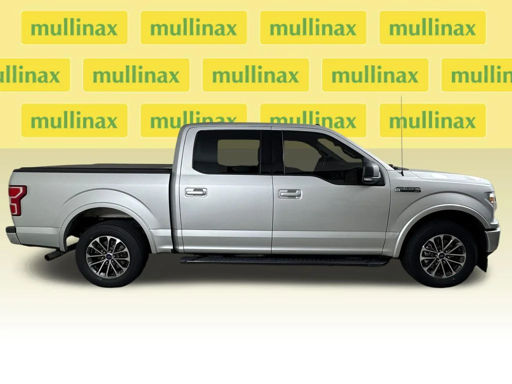 Used 2018 Silver Ford XLT image 3