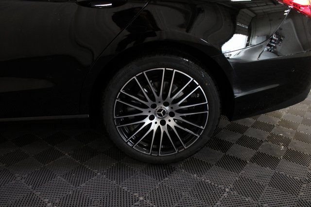 2025 Mercedes-Benz C-Class Sedan C 300 - Photo 8