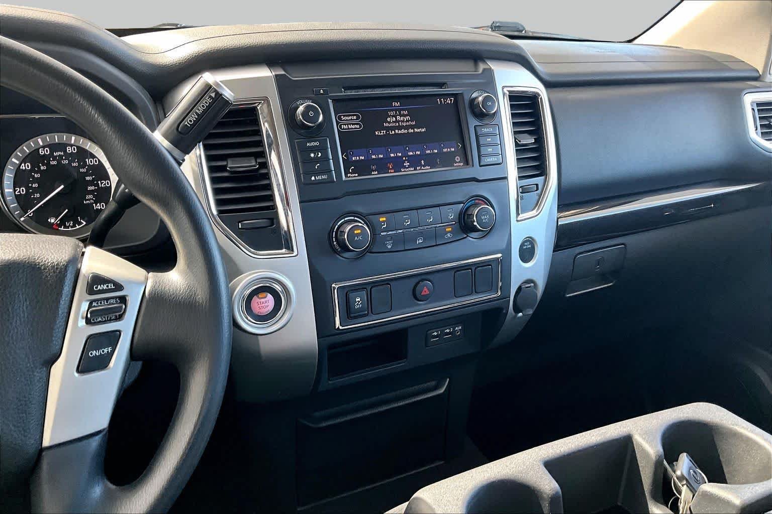 Used 2019 Glacier White Nissan SV image 7