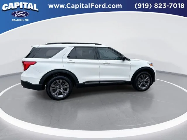 Used 2023 White Ford XLT image 9