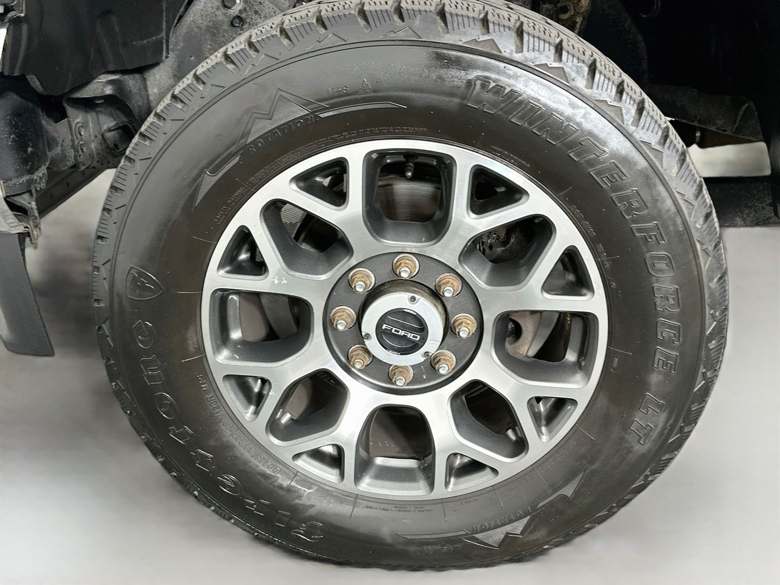 Used 2020 Black Metallic Ford Lariat image 32