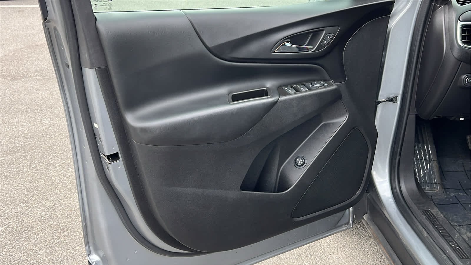 Used 2024 Sterling Gray Metallic Chevrolet LT image 23