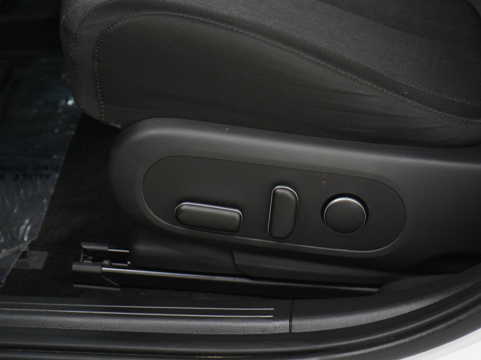 2024 Hyundai IONIQ 5 SEL - Photo 22