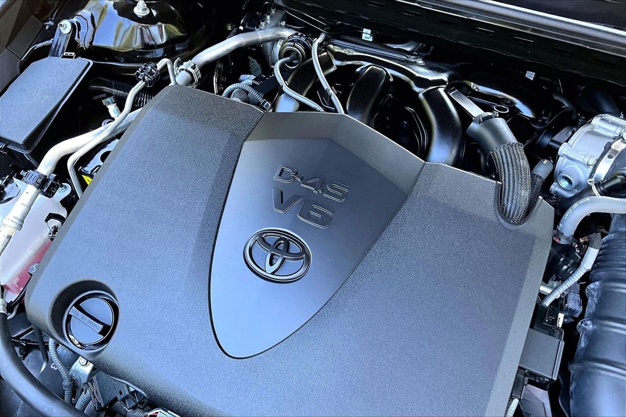 Used 2024 Black Toyota XSE V6 image 31
